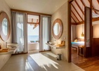 Furaveri Island Resort & Spa