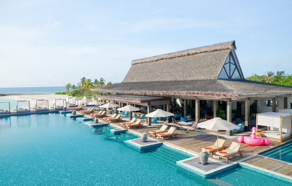 Grand Park Kodhipparu Maldives Бассейн В Отеле