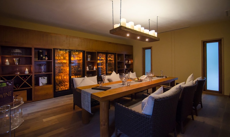 V Villas Maldives At Mirihi