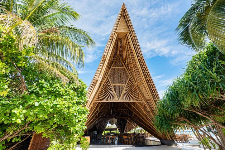 Kuredhivaru Resort And Spa (Ex.Movenpick Resort Kuredhivaru)