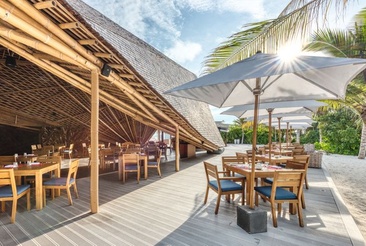 Kuredhivaru Resort And Spa (Ex.Movenpick Resort Kuredhivaru)