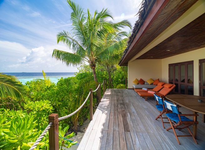 V Villas Maldives At Mirihi