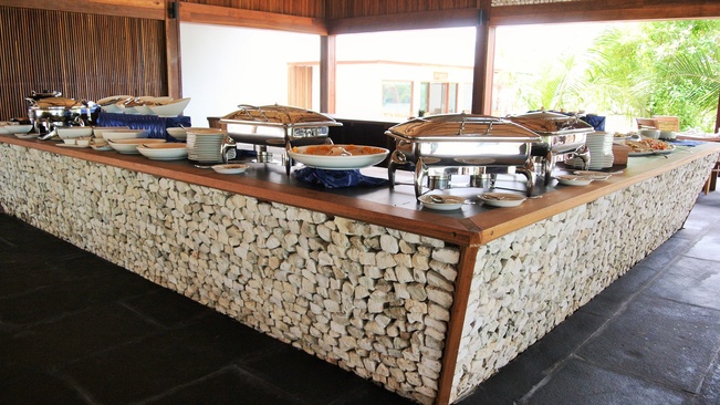 The Barefoot Eco Hotel