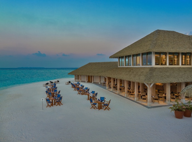 Emerald Faarufushi Resort & Spa