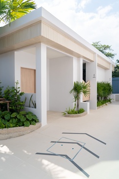 Panwaburi Beachfront Resort