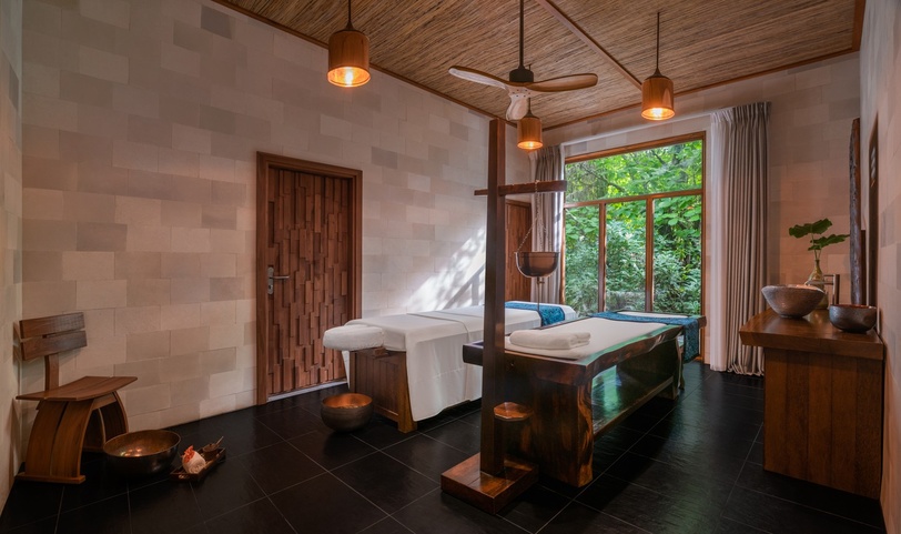 Kuredhivaru Resort And Spa (Ex.Movenpick Resort Kuredhivaru)