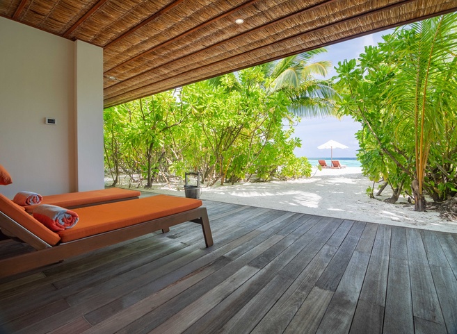 V Villas Maldives At Mirihi