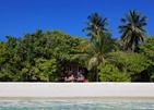 Komandoo Island Resort