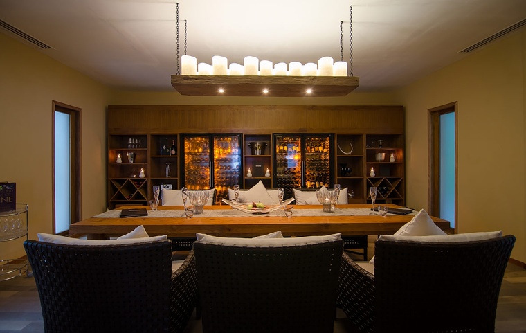 V Villas Maldives At Mirihi